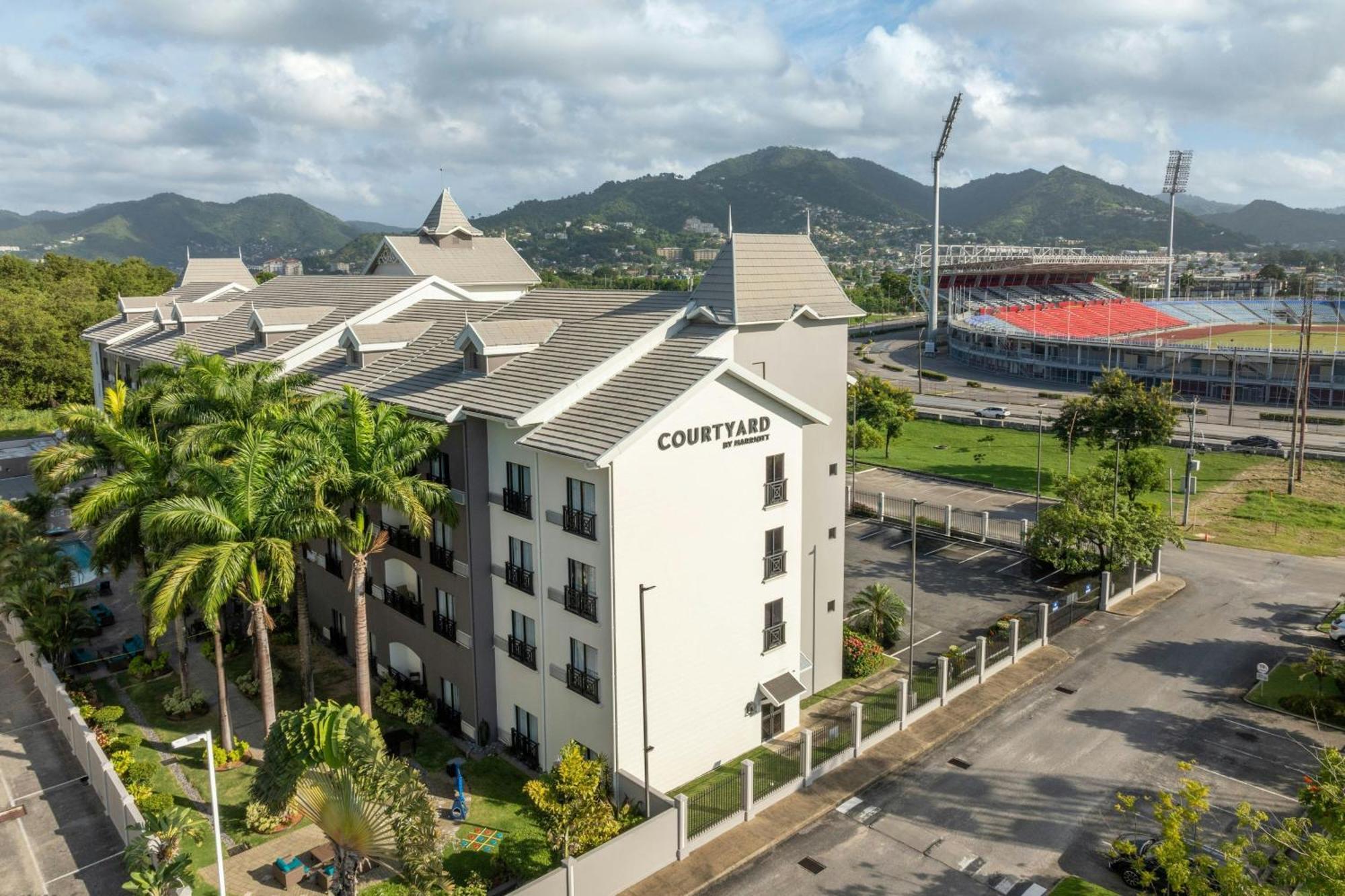 西班牙万豪万怡酒店 Port of Spain 外观 照片